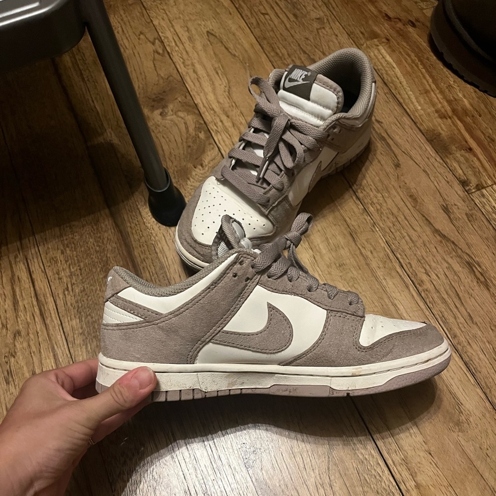 nike low dunks malt color gold swoosh